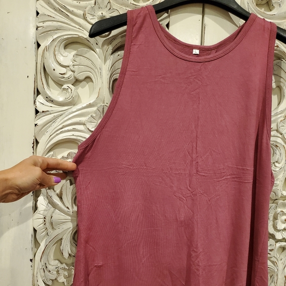 Mauve tie back athletic tank top - Picture 10 of 13